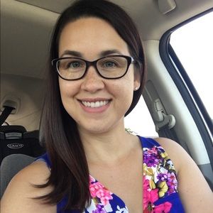 Meet your Posher, Nicole